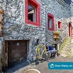 Chez Malou & Hugo Vue Proche Suisse & Stations ! بيت للعطل *